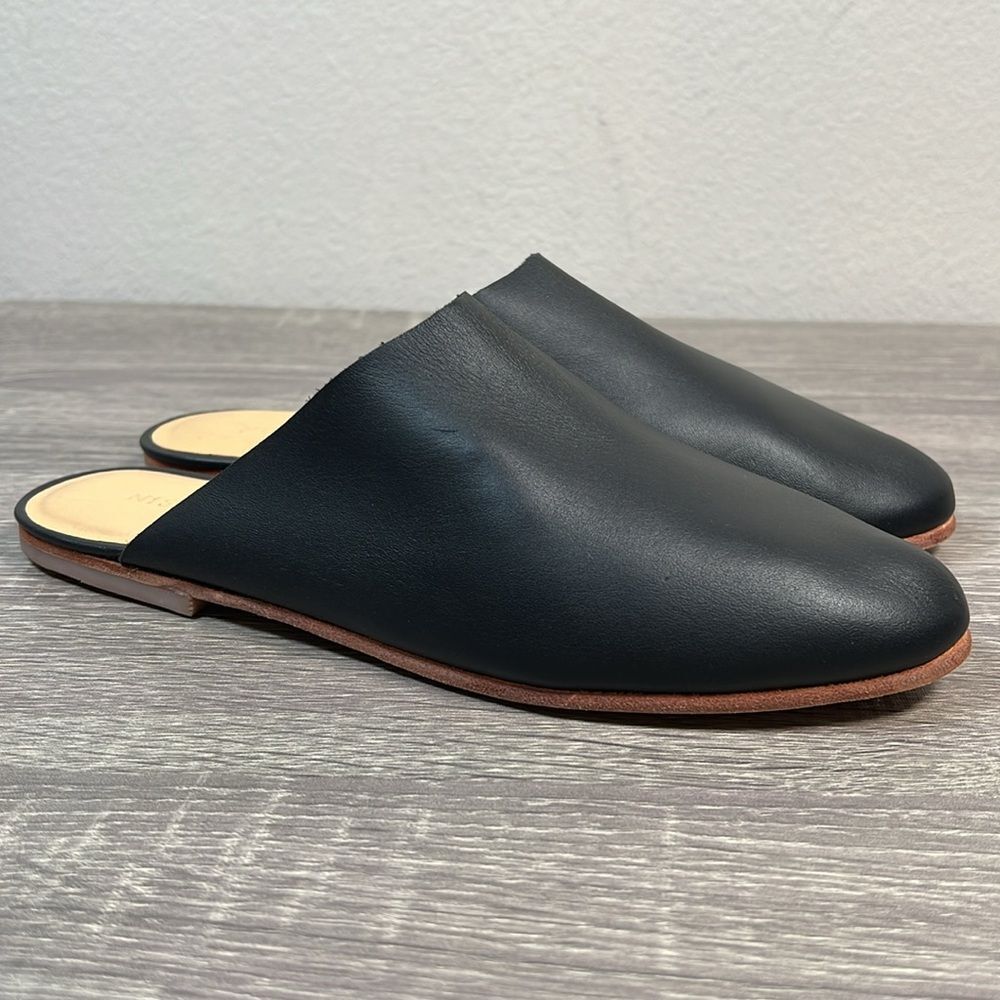 Nisolo Black Leather Slip-On Mules